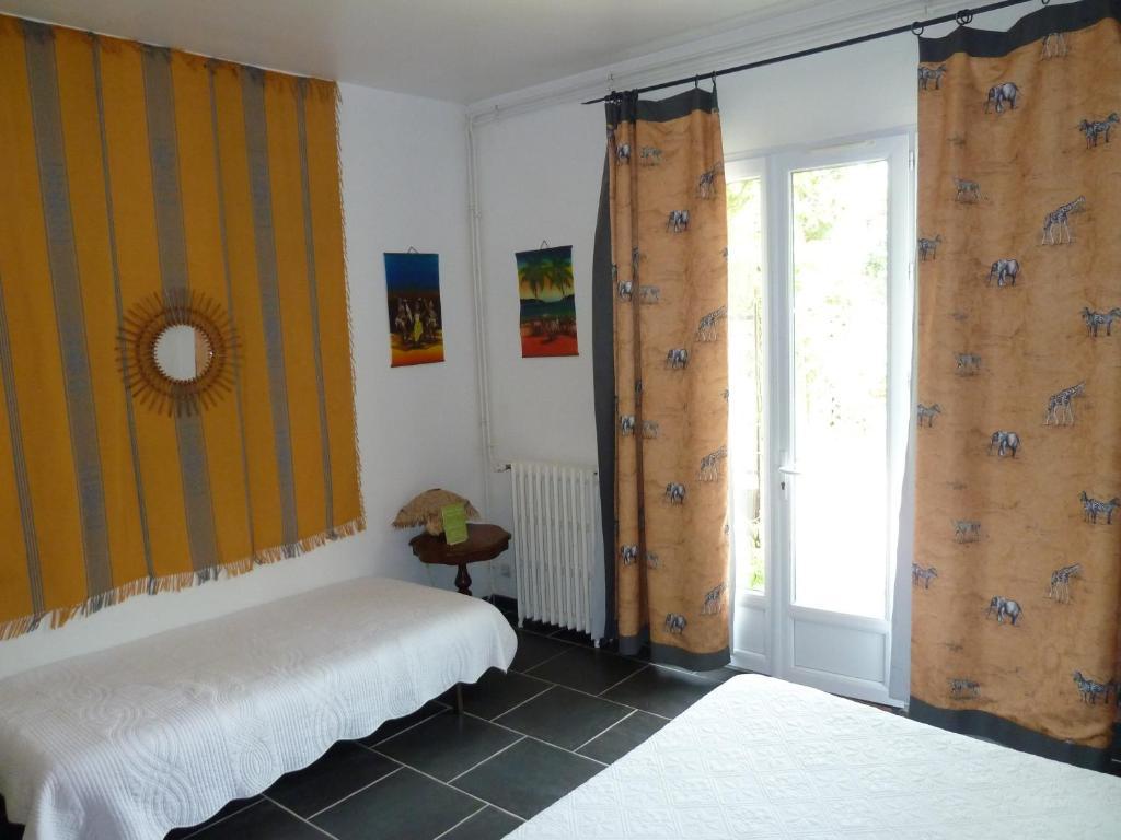 Le Vieux Vauvert Bed & Breakfast Rochecorbon Cameră foto