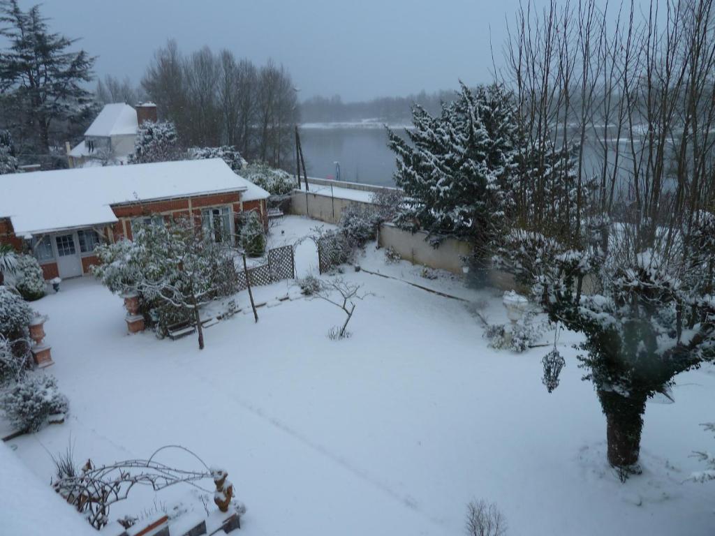 Le Vieux Vauvert Bed & Breakfast Rochecorbon Exterior foto