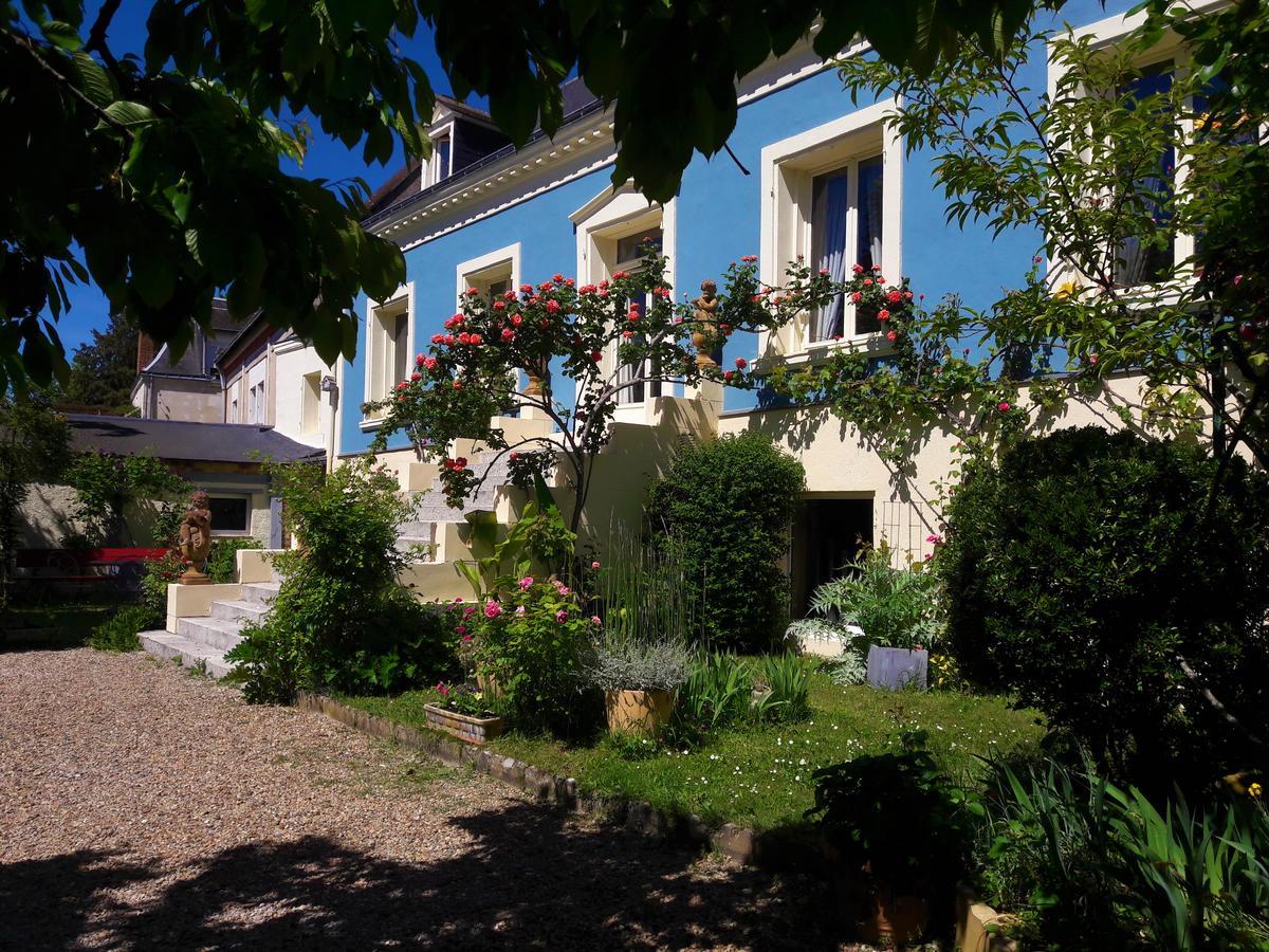 Le Vieux Vauvert Bed & Breakfast Rochecorbon Exterior foto